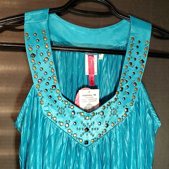 NEW HeartSoul Turquoise Blouse Tank Top with Rivets. Size Small (with tags) - Picture 3 of 15